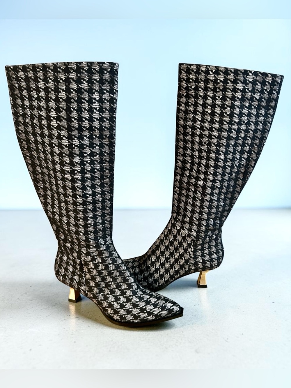 Betsey Johnson Womens Pamella Kitten Heel Knee High Boots Size 6M Black Silver